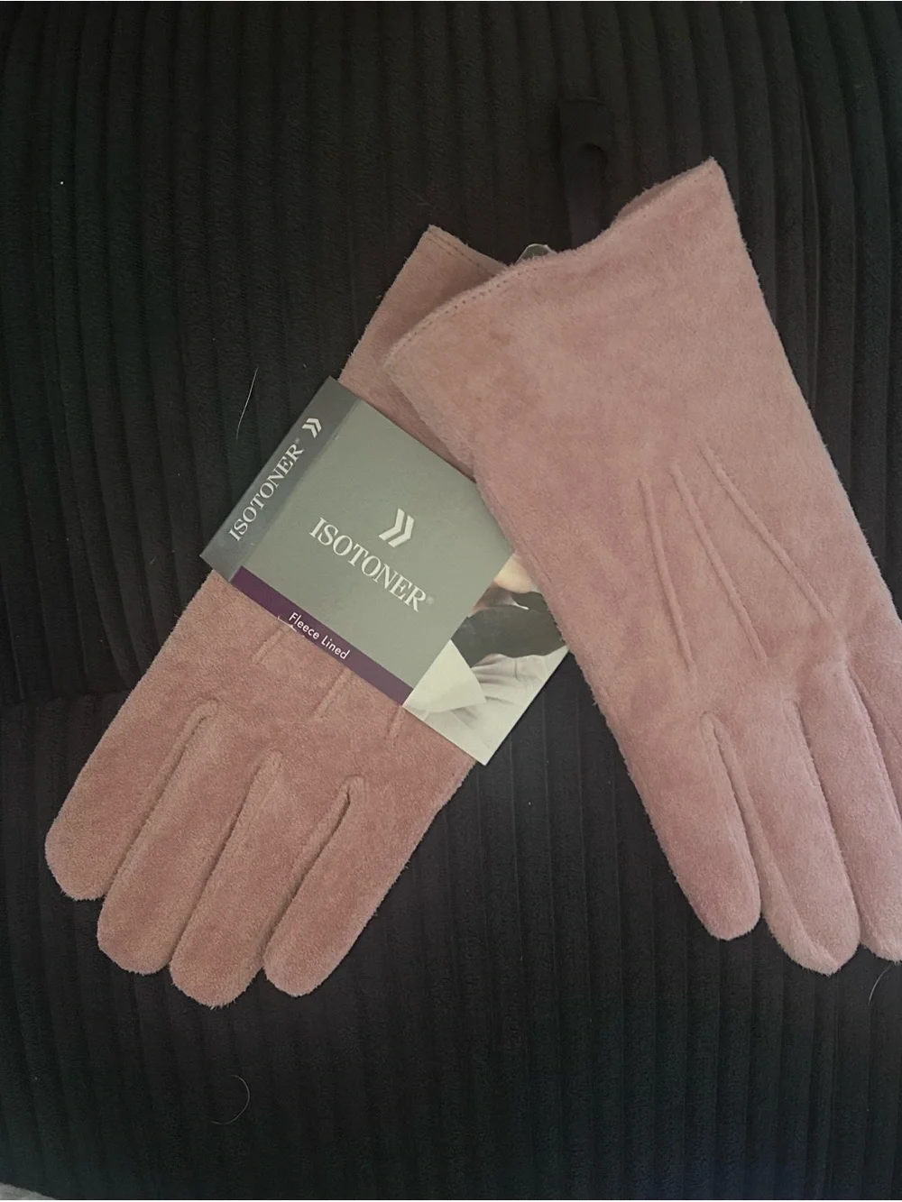 isotoner Suede-Look Fleece Lined Gloves in Dusty Pink